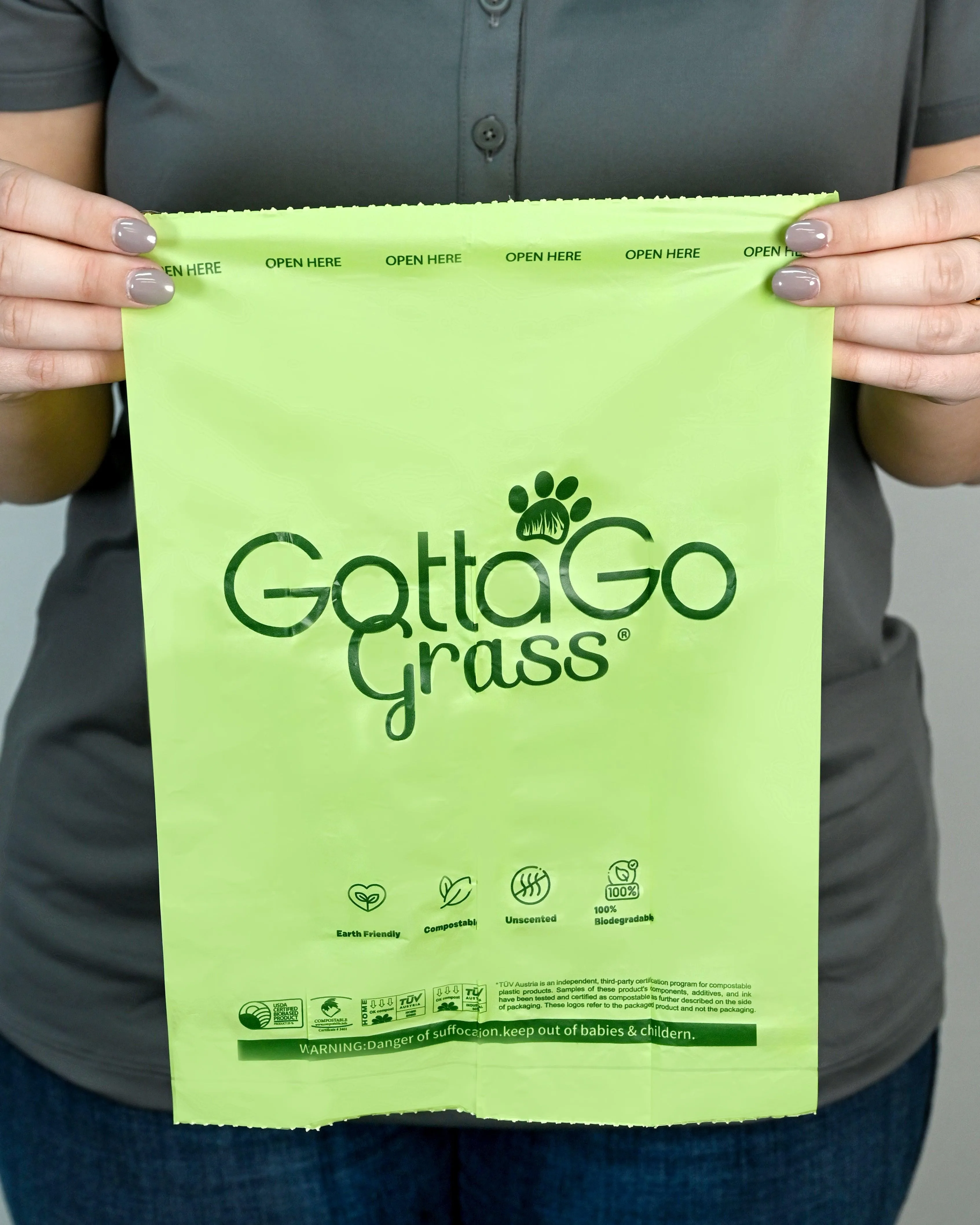 Gotta Go Grass 2 Pack with Tray   Waste Bags